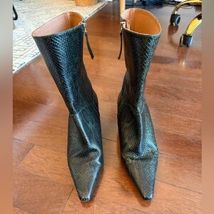 Maeve Kitten-heel Barrel Boots